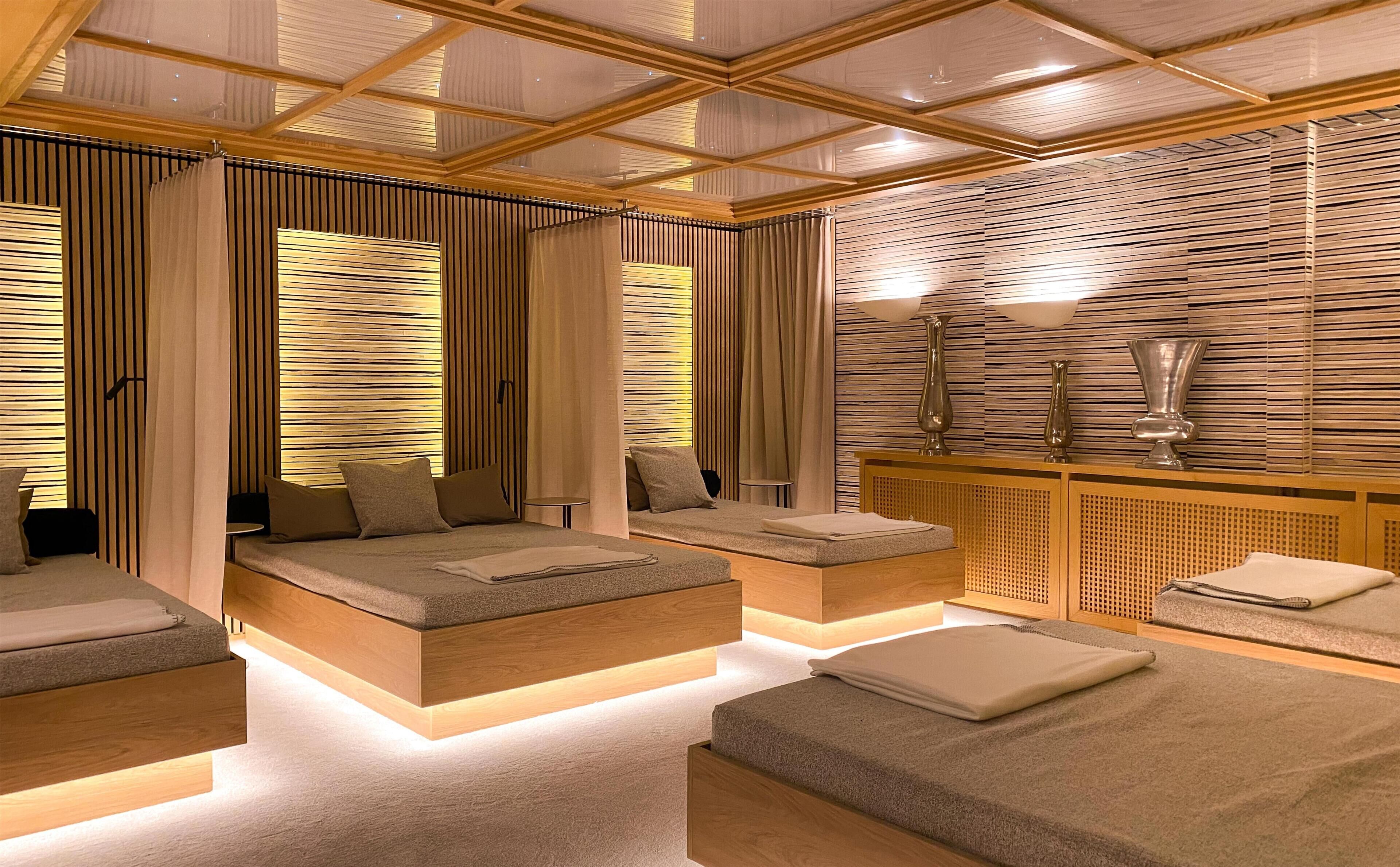 Badstue, dampbad, ayurvediske behandlinger og massasje
