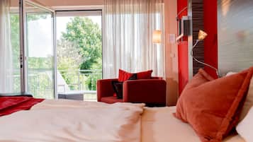 Premium bedding, minibar, in-room safe, desk