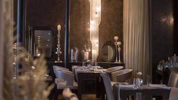 3 restaurants, local cuisine