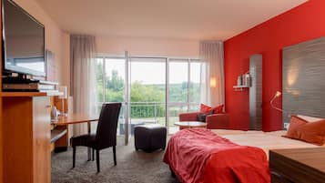 Premium bedding, minibar, in-room safe, desk