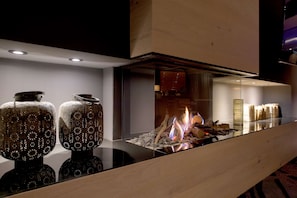 3 restaurants, local cuisine