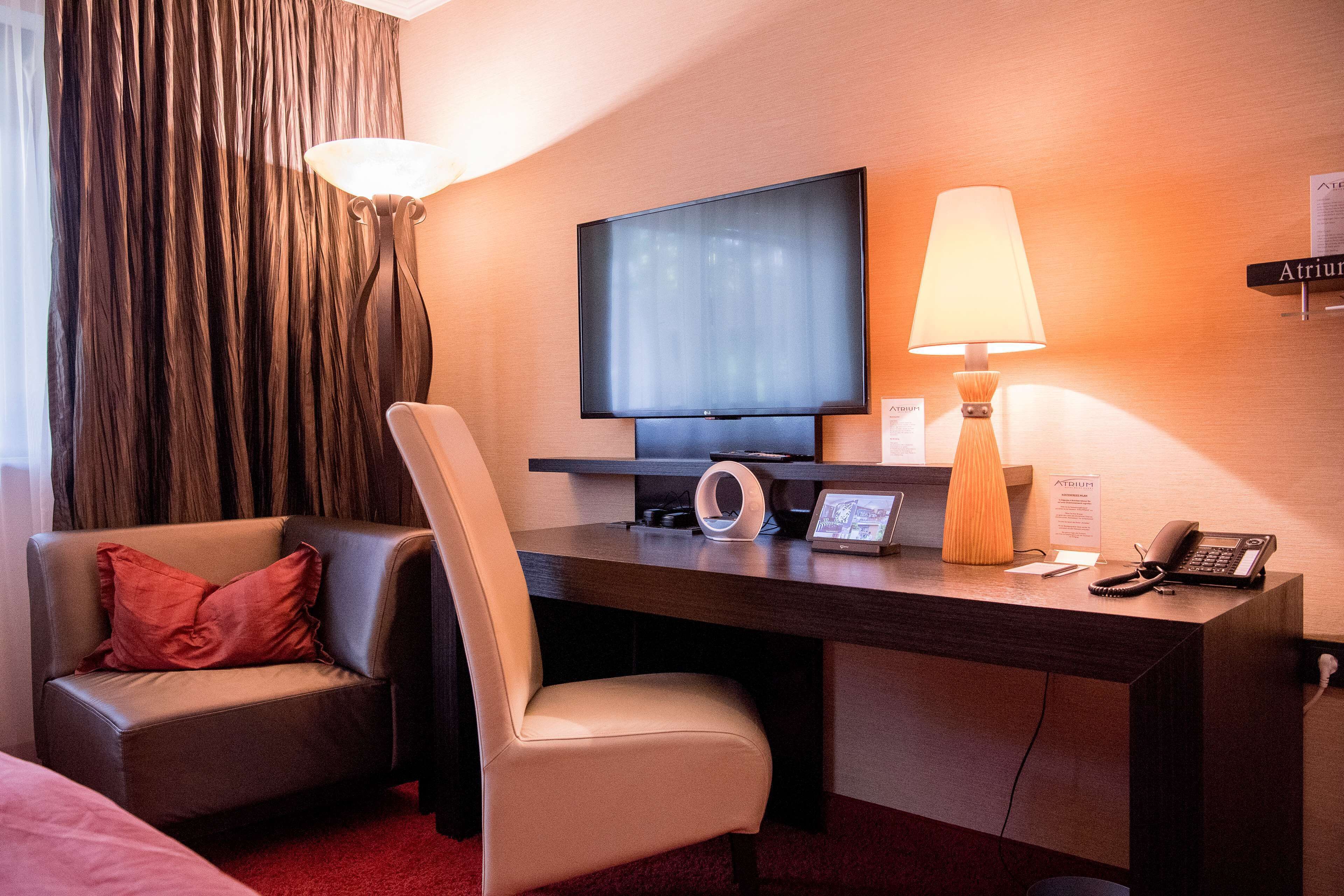 superior room | premium bedding, minibar, in-room safe, desk