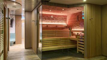 Sauna, Dampfbad, Ayurvedische Behandlungen, Massageanwendungen