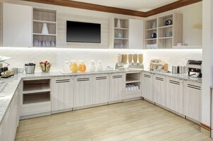 Desayuno buffet incluido todos los días 