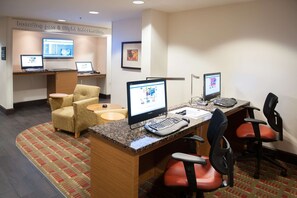 Business centre - Hampton Inn Pensacola-Airport (Cordova Mall Area) (Pensacola)