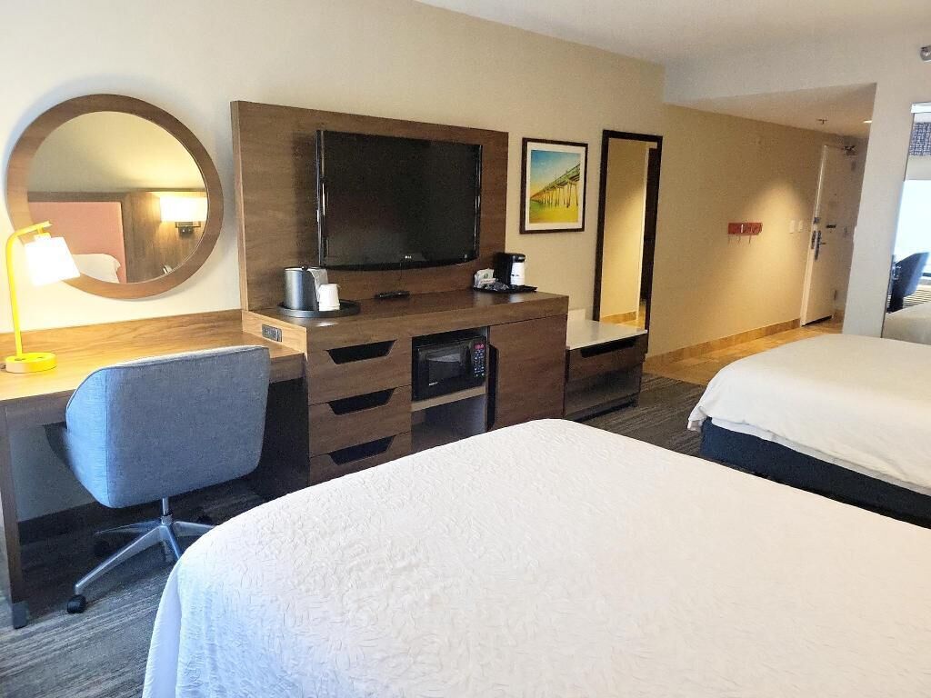 Desk, laptop workspace, iron/ironing board, free WiFi