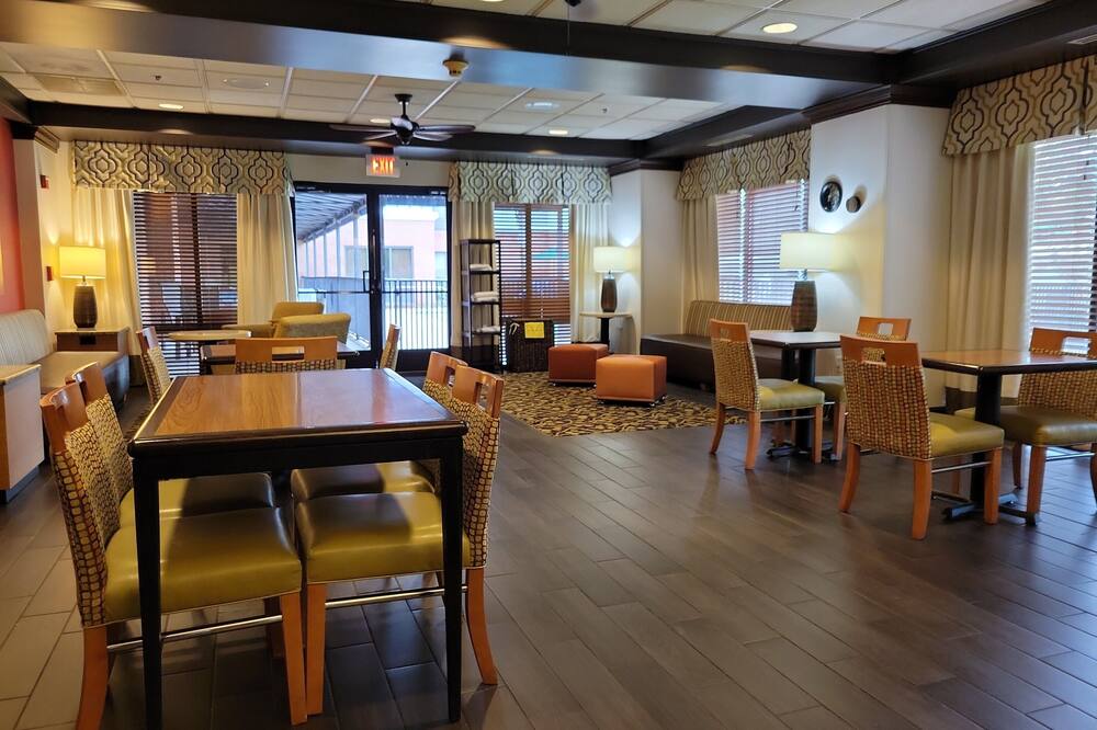 Hampton Inn Pensacola-Airport (Cordova Mall Area)
