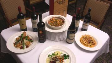 7 restaurants, breakfast, lunch, dinner served; American cuisine