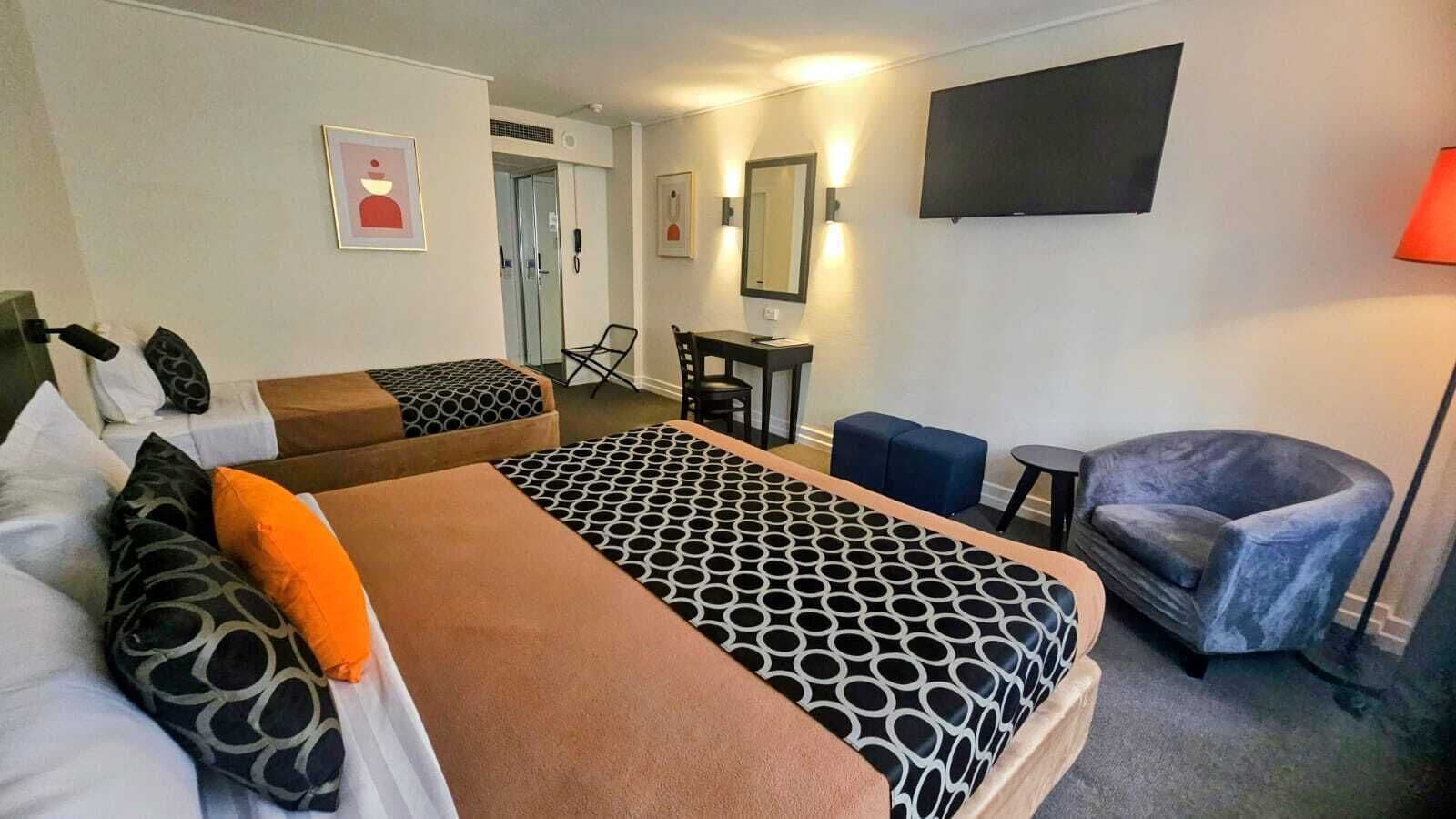 In-room safe, desk, iron/ironing board, cribs/infant beds