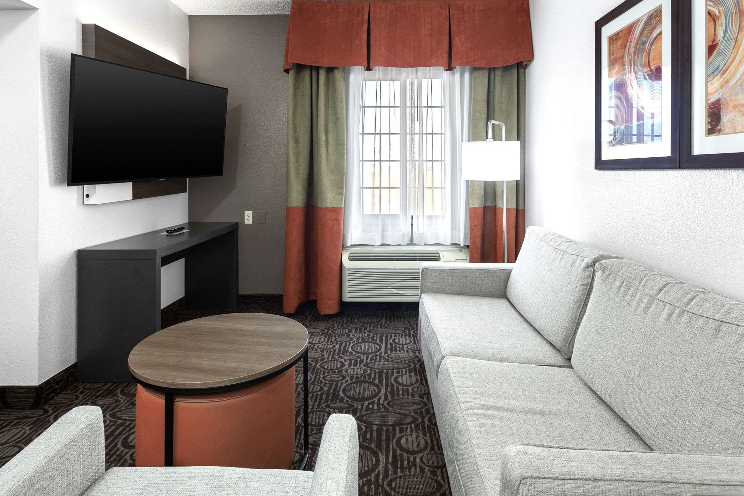 suite, 1 king bed, non smoking | premium bedding, pillow-top beds, desk, blackout curtains