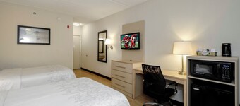 Red Roof Inn PLUS+ Gainesville