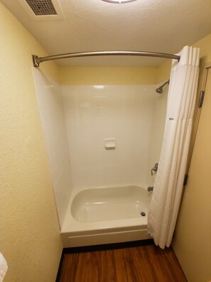 Suite, 1 llit de matrimoni gran, no fumadors (One-Bedroom) | Dutxa