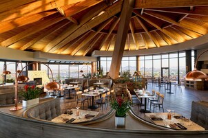 Se sirven cenas y cocina americana