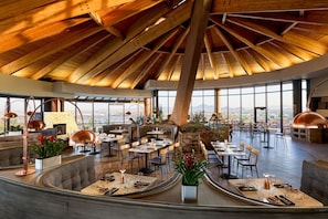 Se sirven cenas y cocina americana