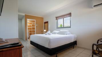 Studio King Room | Zimmersafe, kostenloses WLAN, Bettwäsche