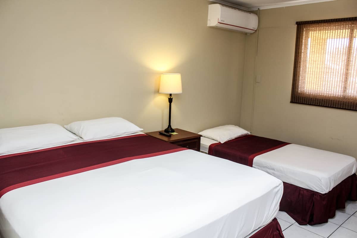 In-room safe, free WiFi, bed sheets