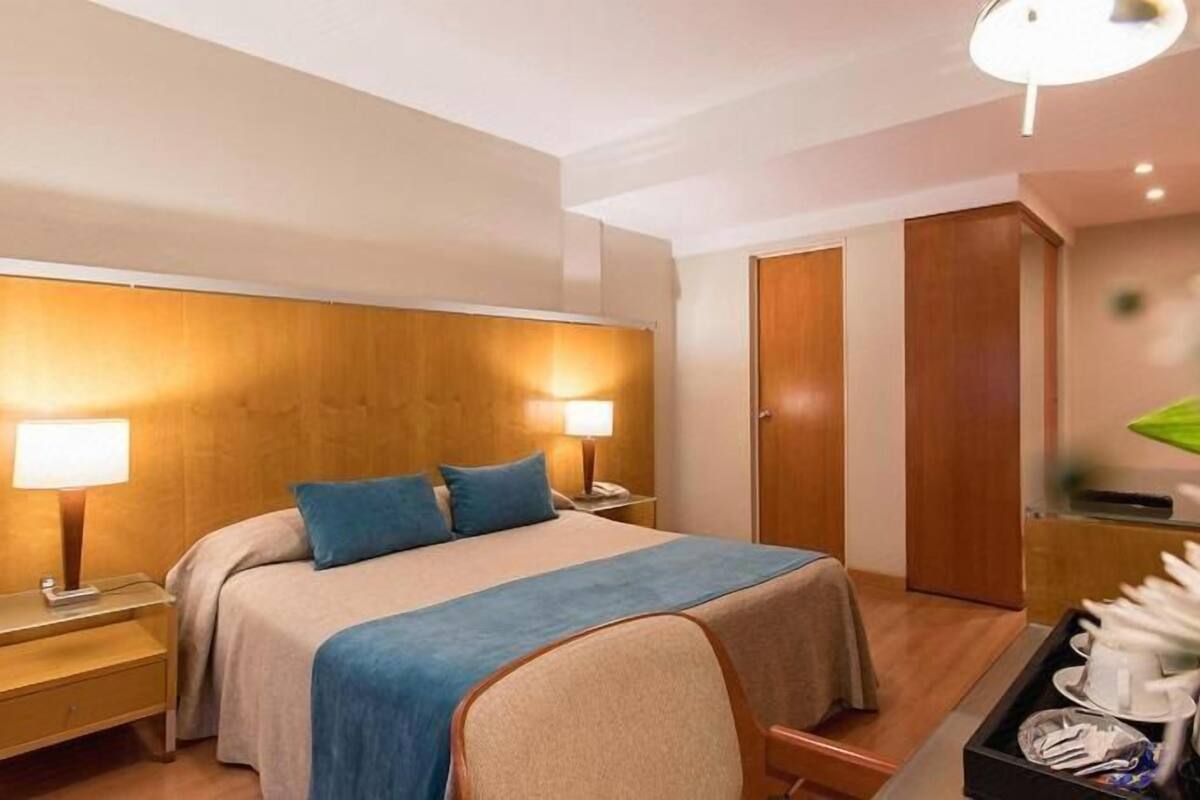 Minibar, in-room safe, desk, blackout drapes