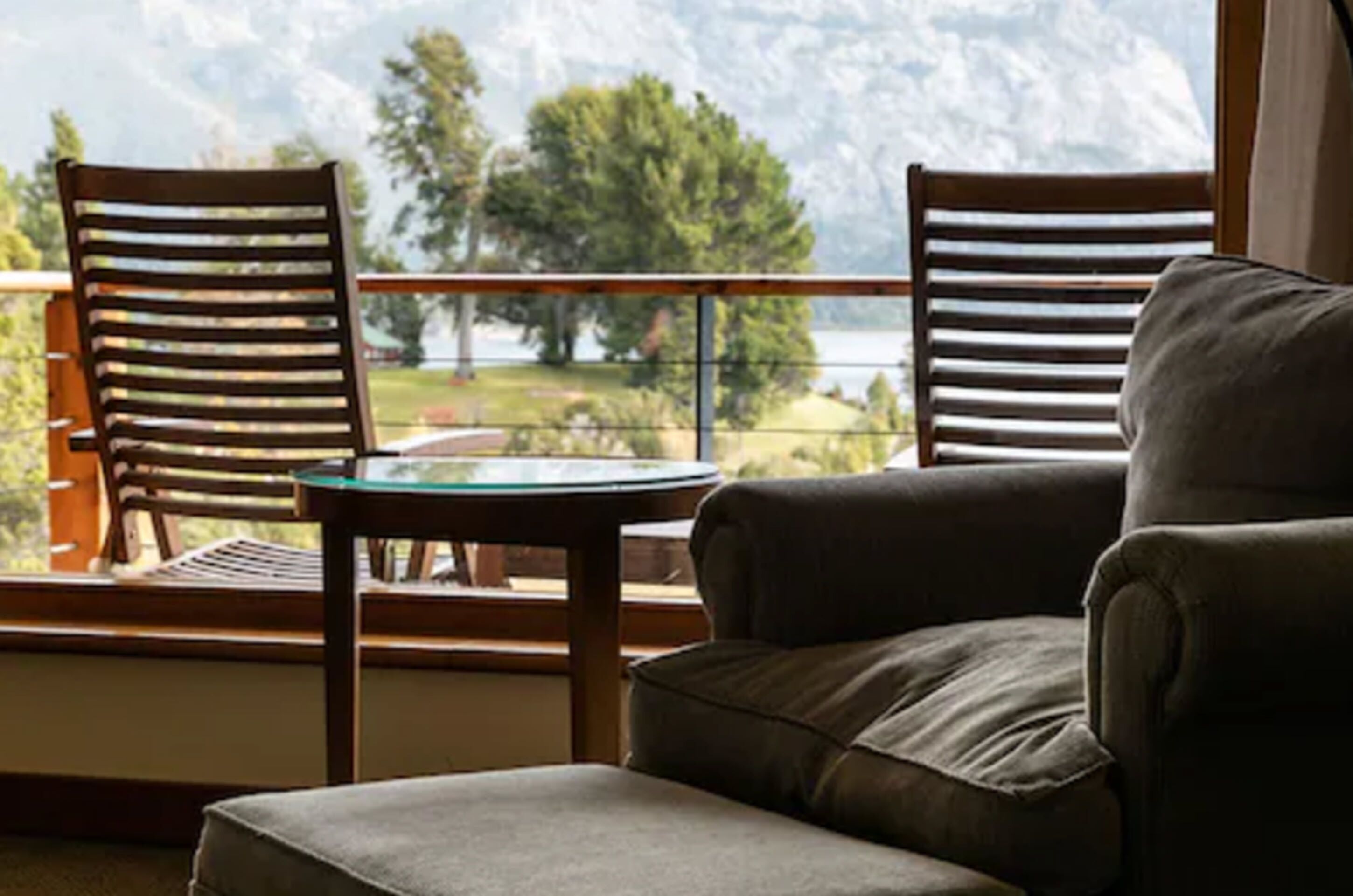 deluxe suite, 1 king bed, balcony, lake view | 1 bedroom, egyptian cotton sheets, premium bedding, down duvets