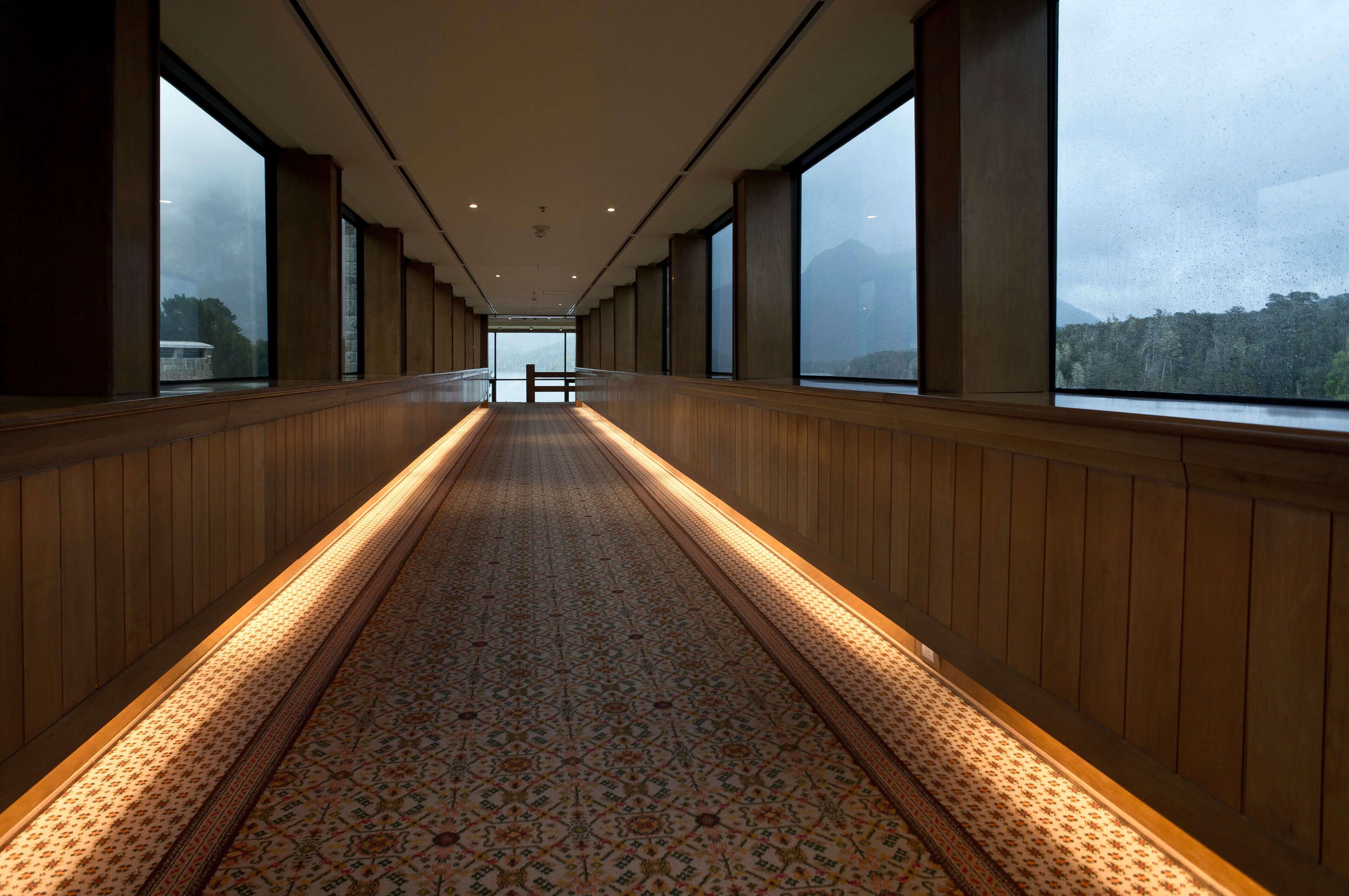 32-inch lcd tv with satellite channels, tv, books