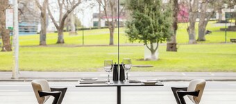 Radisson on Flagstaff Gardens Melbourne