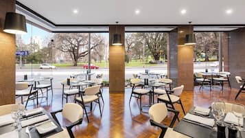 Daily full breakfast (AUD 32 per person)