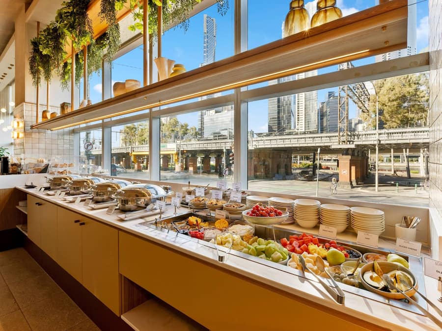 Frukostbuffé varje dag (AUD 38.00 per person)