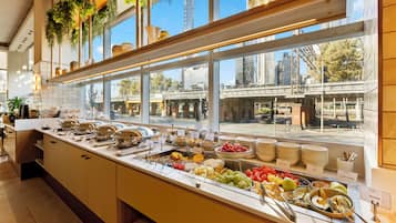 Morgenmadsbuffet hver dag (38.00 AUD pr. person)