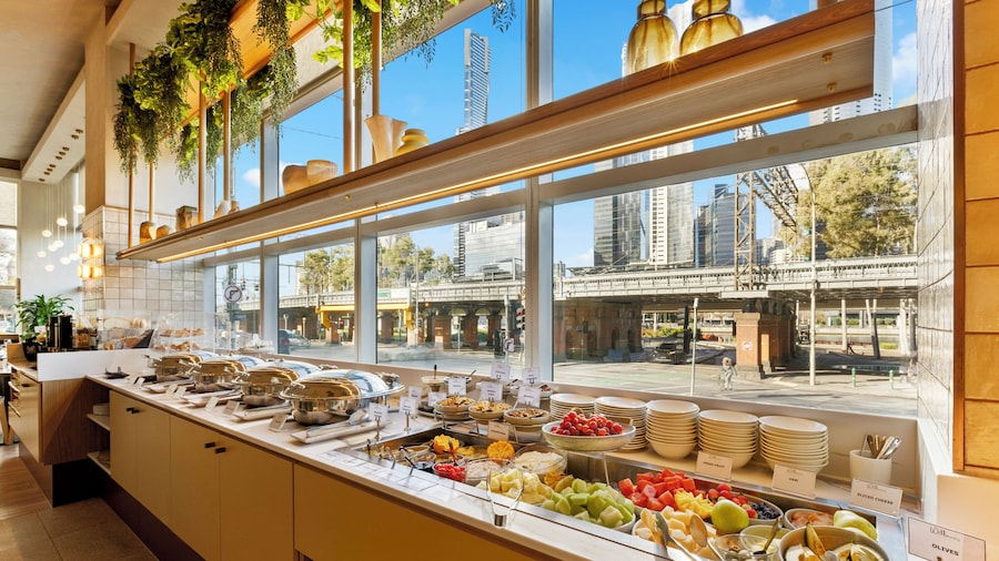 Clarion Suites Gateway