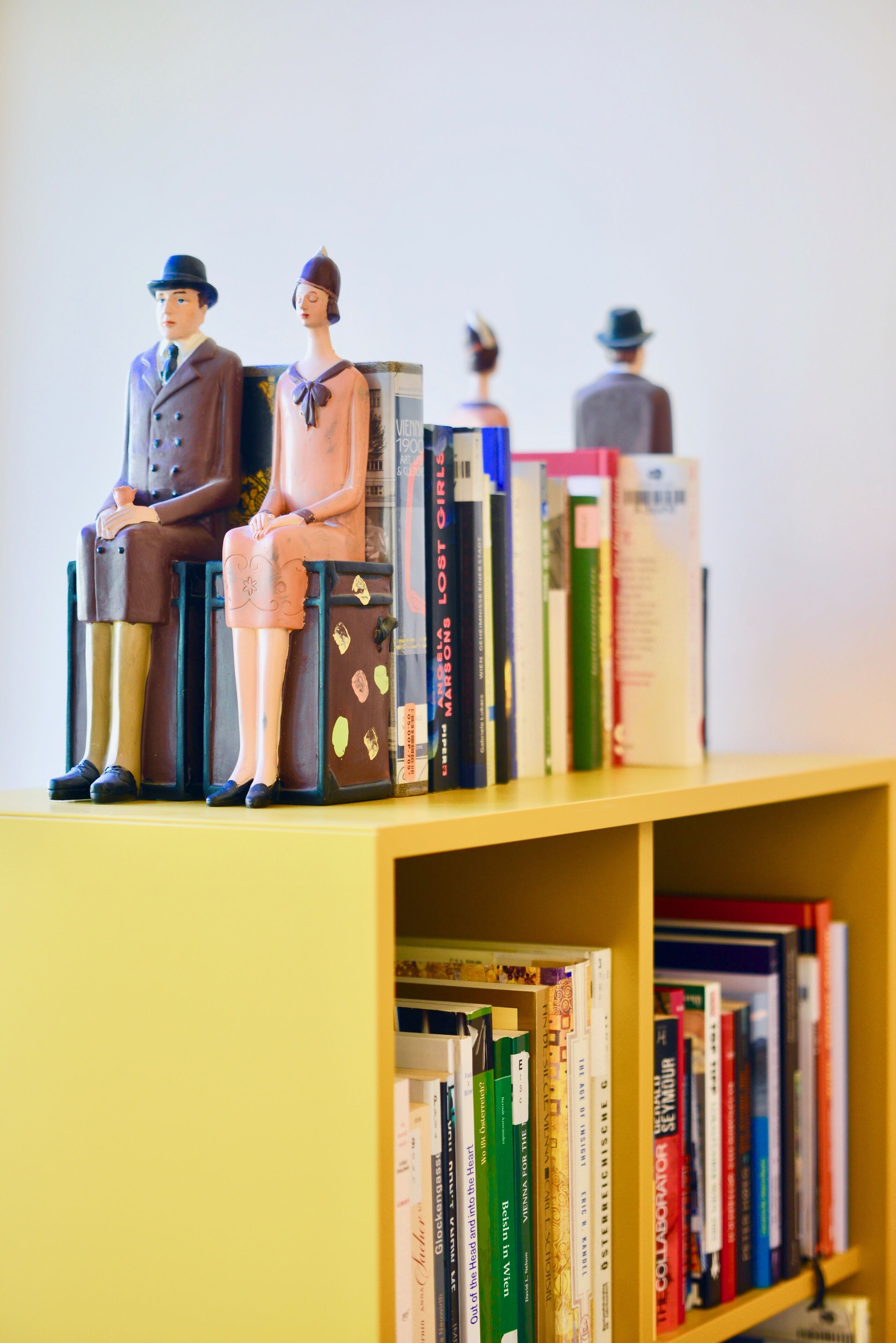 premium studio | living area | tv