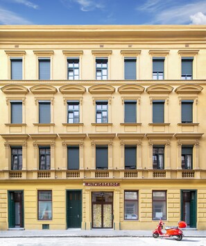 Fachada de la propiedad