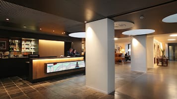Mostrador para check-in y check-out