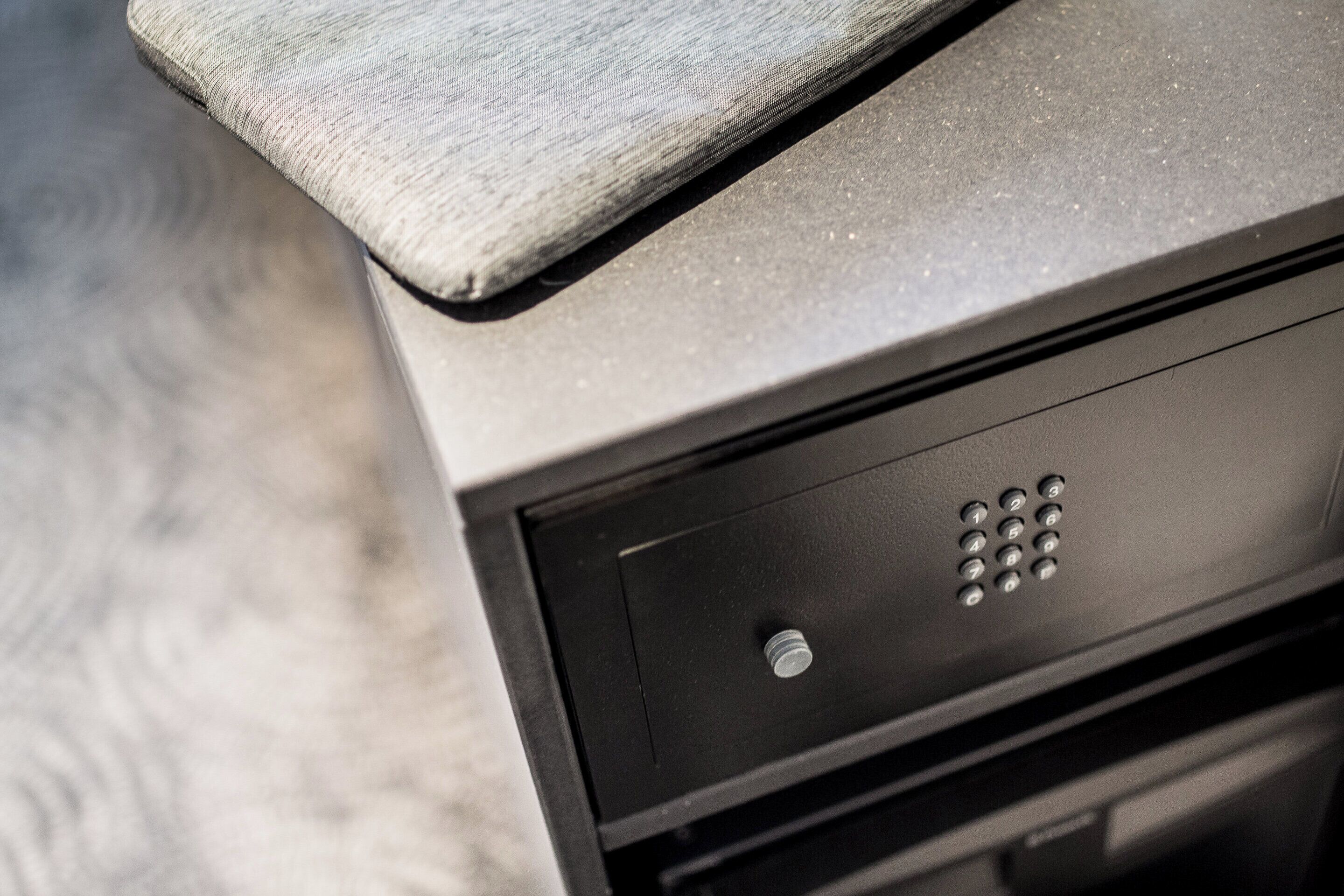 1 bedroom, in-room safe, desk, cots/infant beds