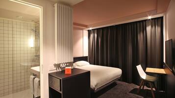 Double Room | In-room safe, desk, cribs/infant beds, free WiFi