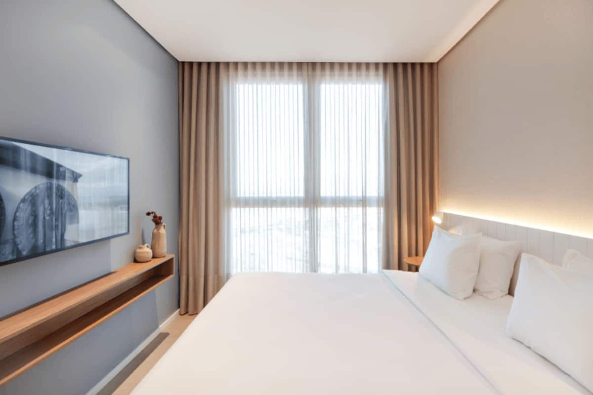 Premium Casal - 1 Cama Queen | Minibar, Zimmersafe, Schreibtisch, Verdunkelungsvorhänge