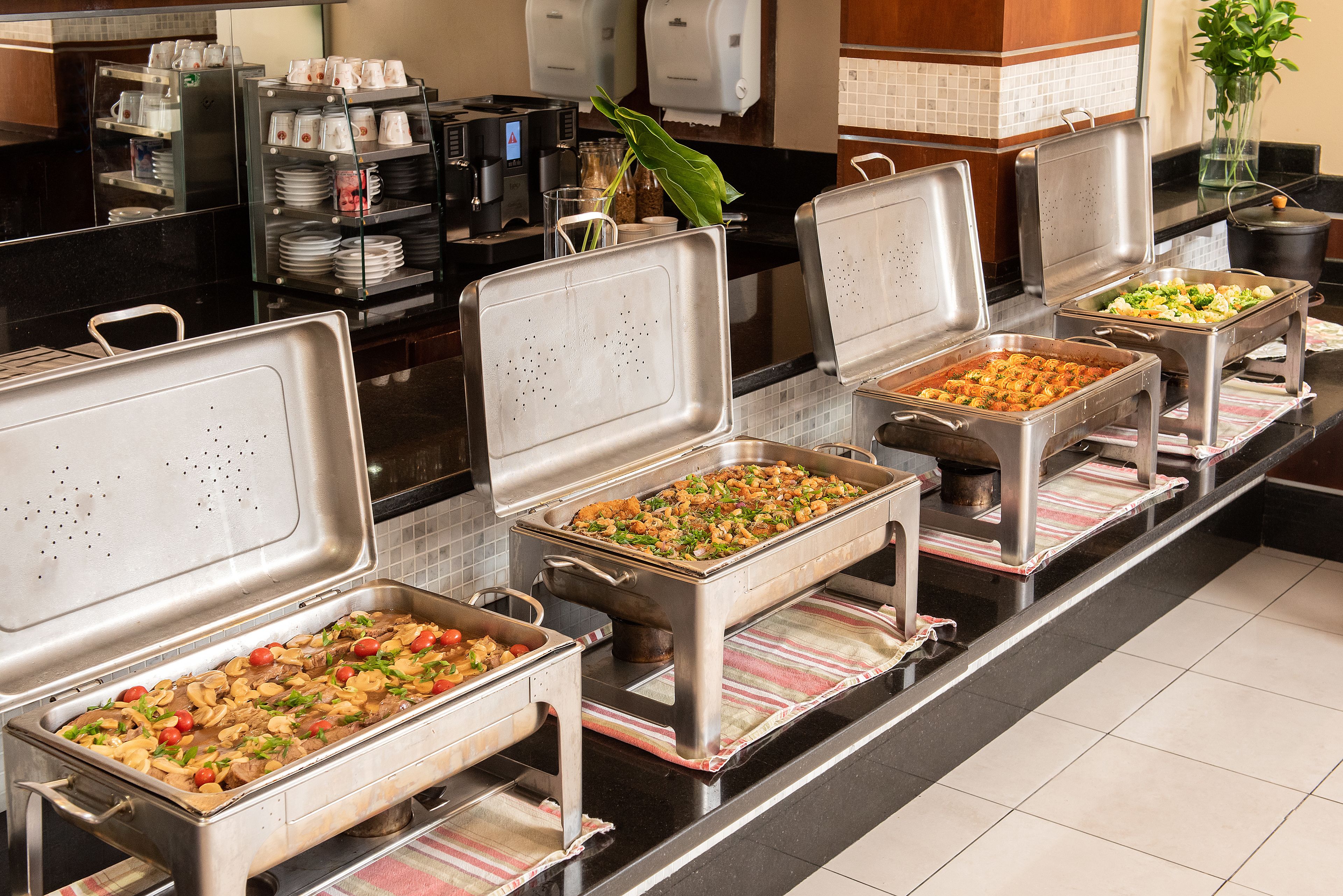 breakfast, lunch and dinner served