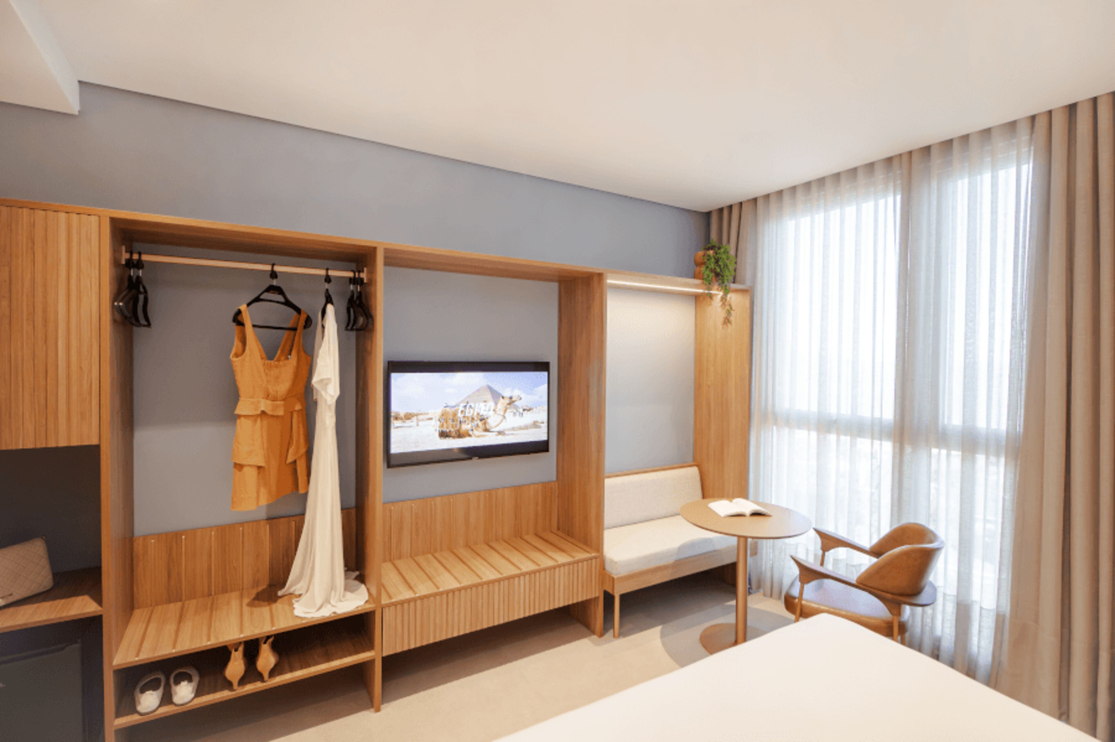 Premium Casal - 1 Cama Queen | Minibar, una cassaforte in camera, una scrivania, tende oscuranti