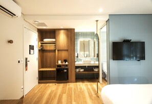 Minibar, in-room safe, desk, blackout drapes