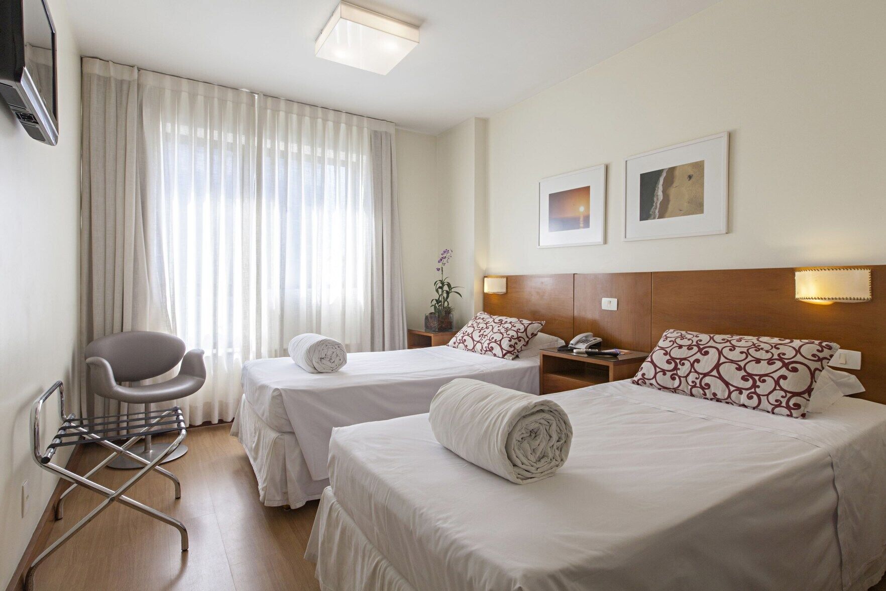 Allergikerbettwaren, Daunenbettdecken, Minibar, Zimmersafe