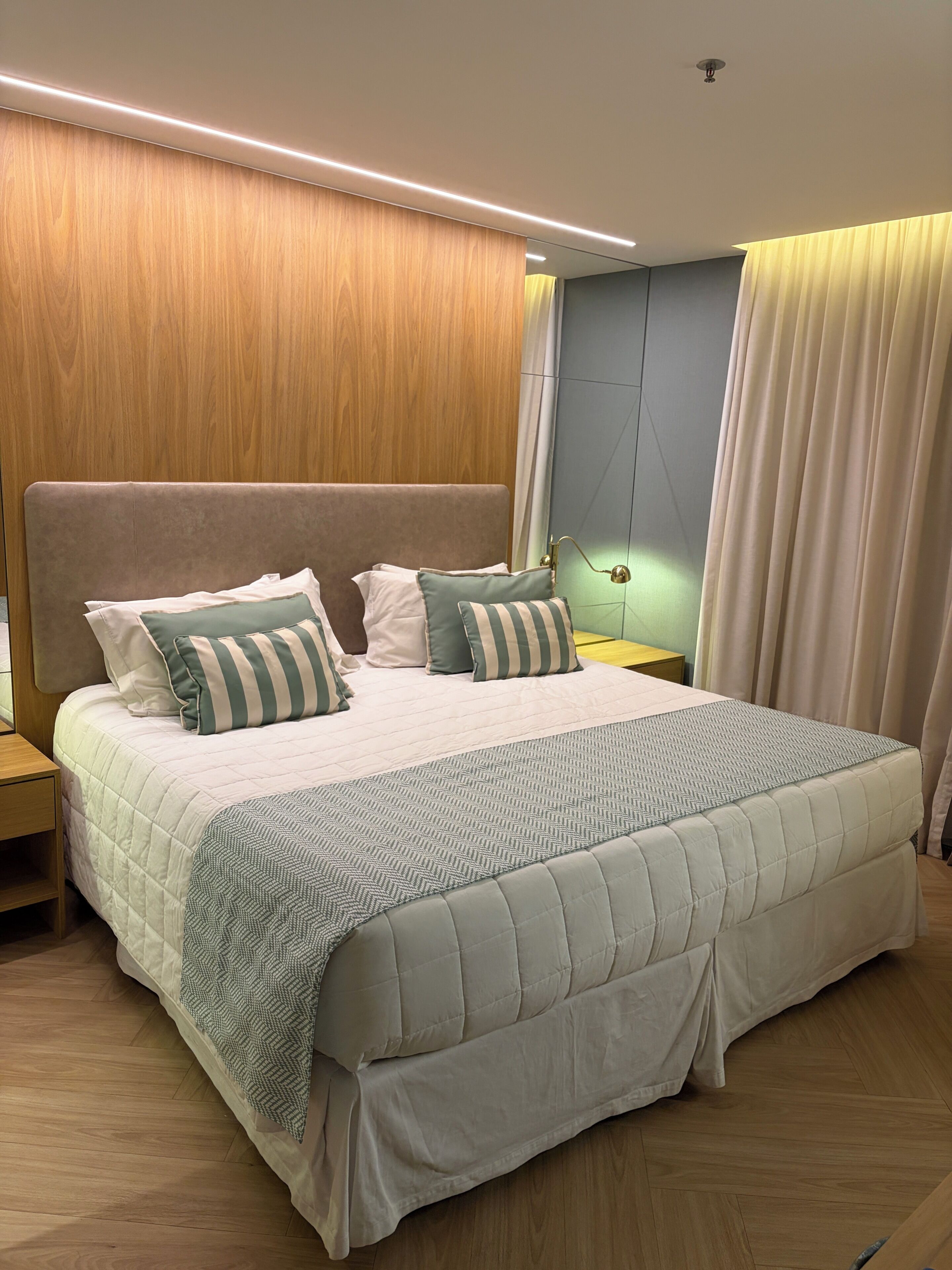 Deluxe Room, 1 Double or 2 Single Beds