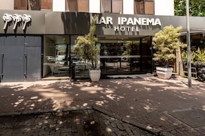 Façana frontal de l'allotjament