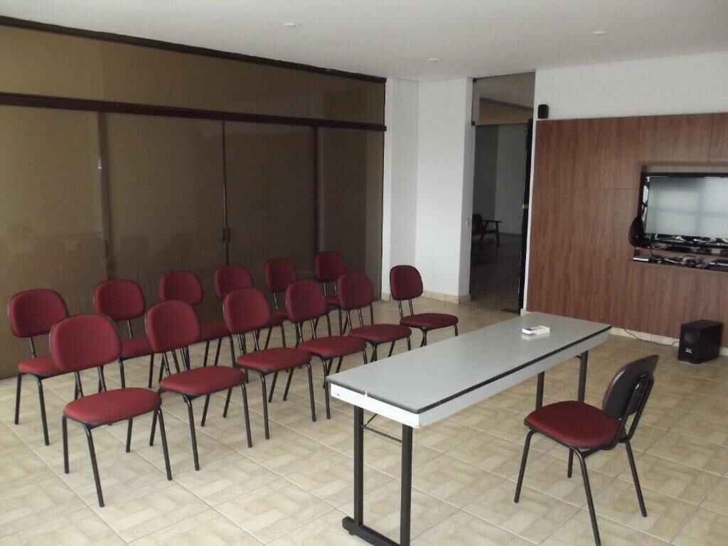 Photo - L'Hirondelle Flat Service