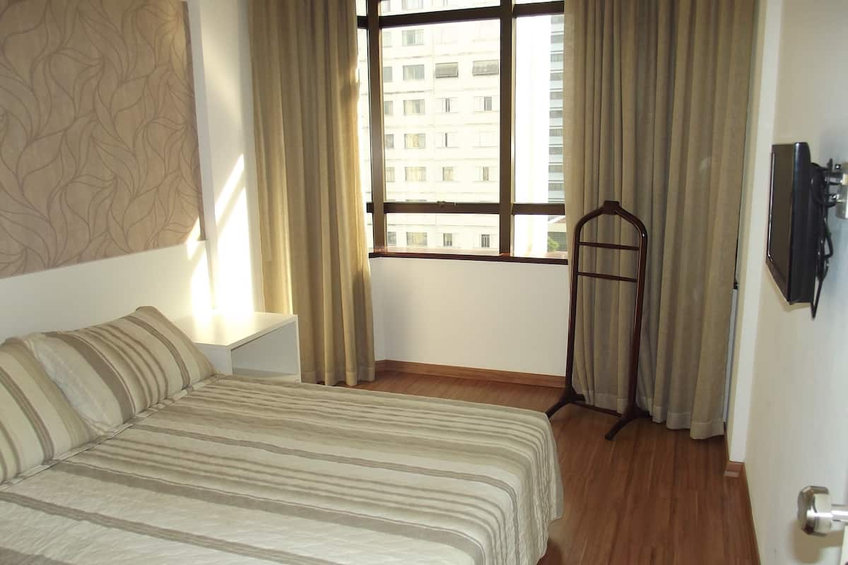 Minibar, in-room safe, desk, free WiFi