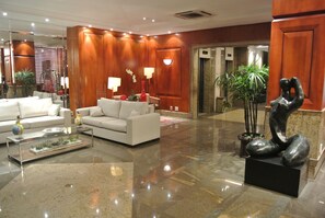 Interior entrance - Augusto's Rio Copa Hotel (Rio de Janeiro)