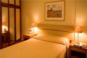 In-room safe, free WiFi