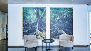 Sittområde i lobbyn