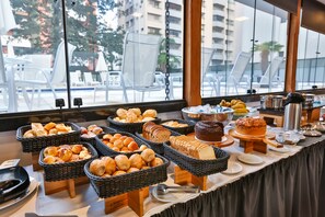 Bữa sáng buffet