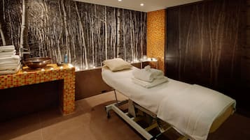 Sauna, body treatments, aromatherapy, body scrubs, facials, reflexology
