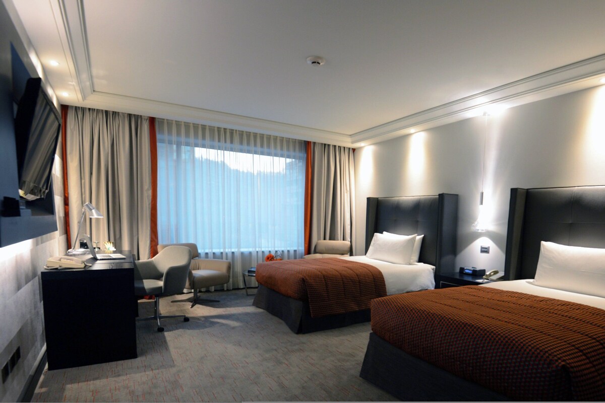Premium Room, 2 Double Beds, Tower (Main Tower) | Hypo-allergenic bedding, minibar, in-room safe, desk