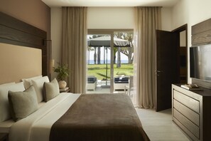 VIP One Bedroom Suite Sea view (Bungalow Area) | 2 bedrooms, minibar, in-room safe, individually furnished