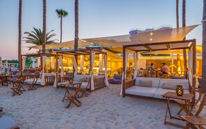 Beach bar